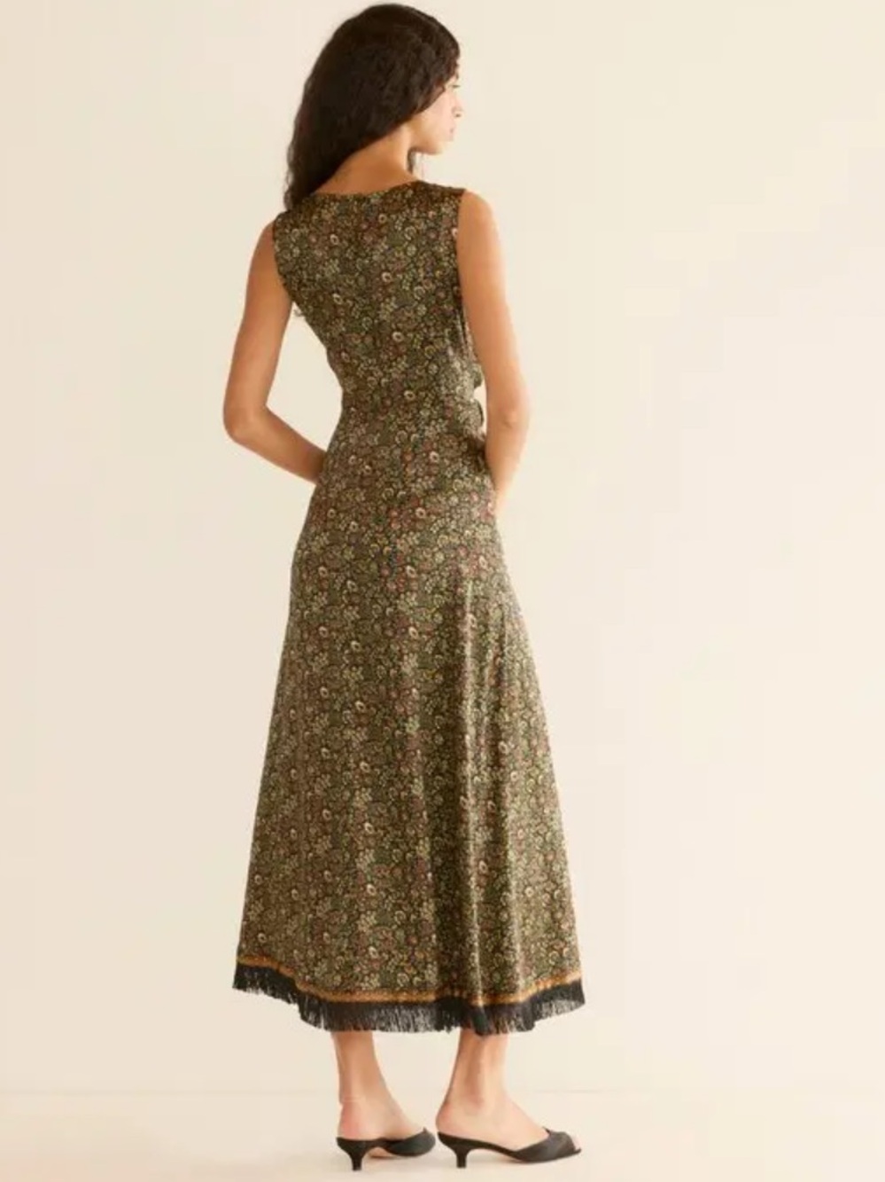 DÔEN
Cataline Floral Print Silk Satin Dress - Picture 3 of 8